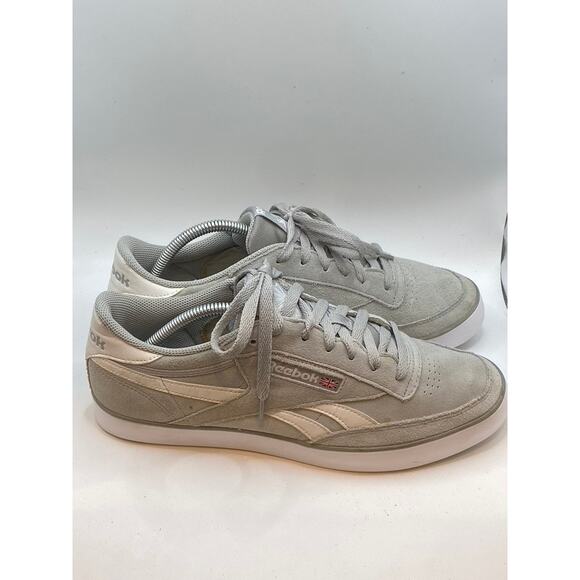 REEBOK Men's Gray-White Leather Suede Round-Tie Lace-Up Casual Sneaker SZ 10.5 - Picture 1 of 11